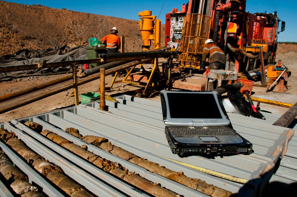Geology,Core,Logging,On,Laptop